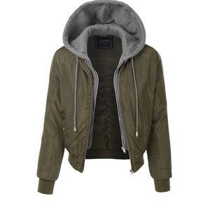 LE3NO Padded Cropped Hooded Jacket - w/ Tags!